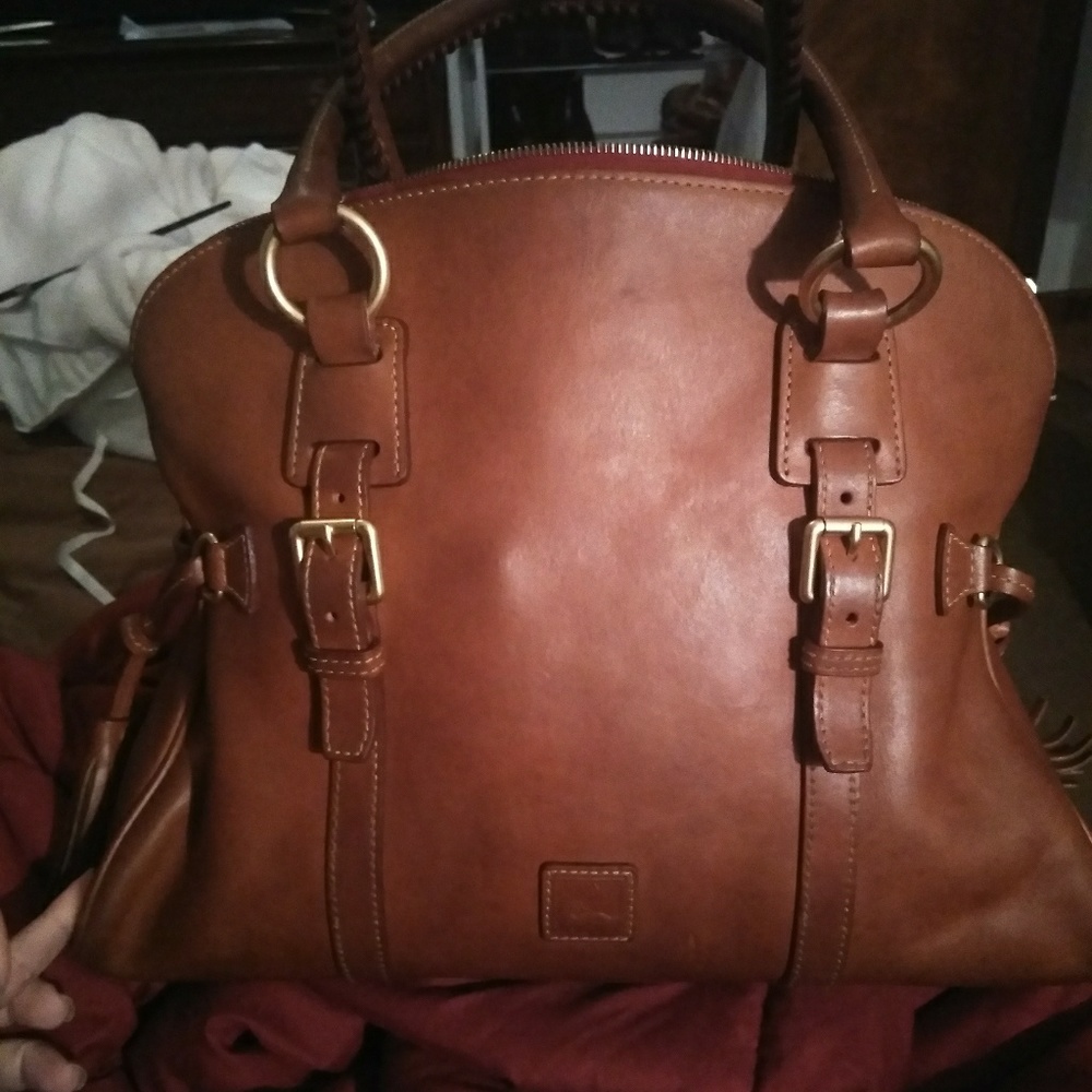 SOLD FIND ME ON MERCARl